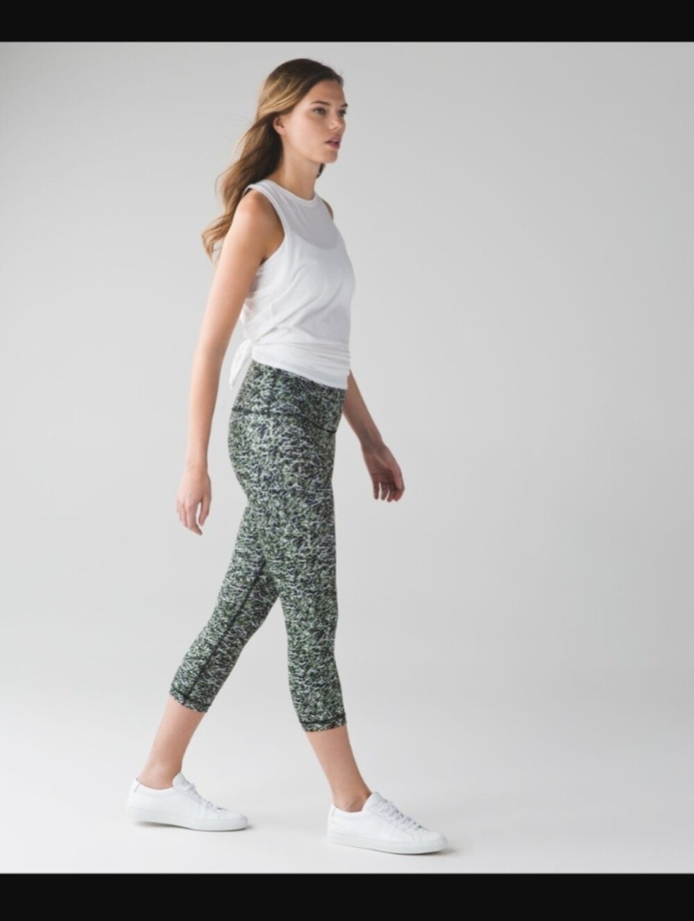 Lululemon 6 Wunder Under Crop Camo Mini Ripple Desert Olive Fatigue Green Yoga 